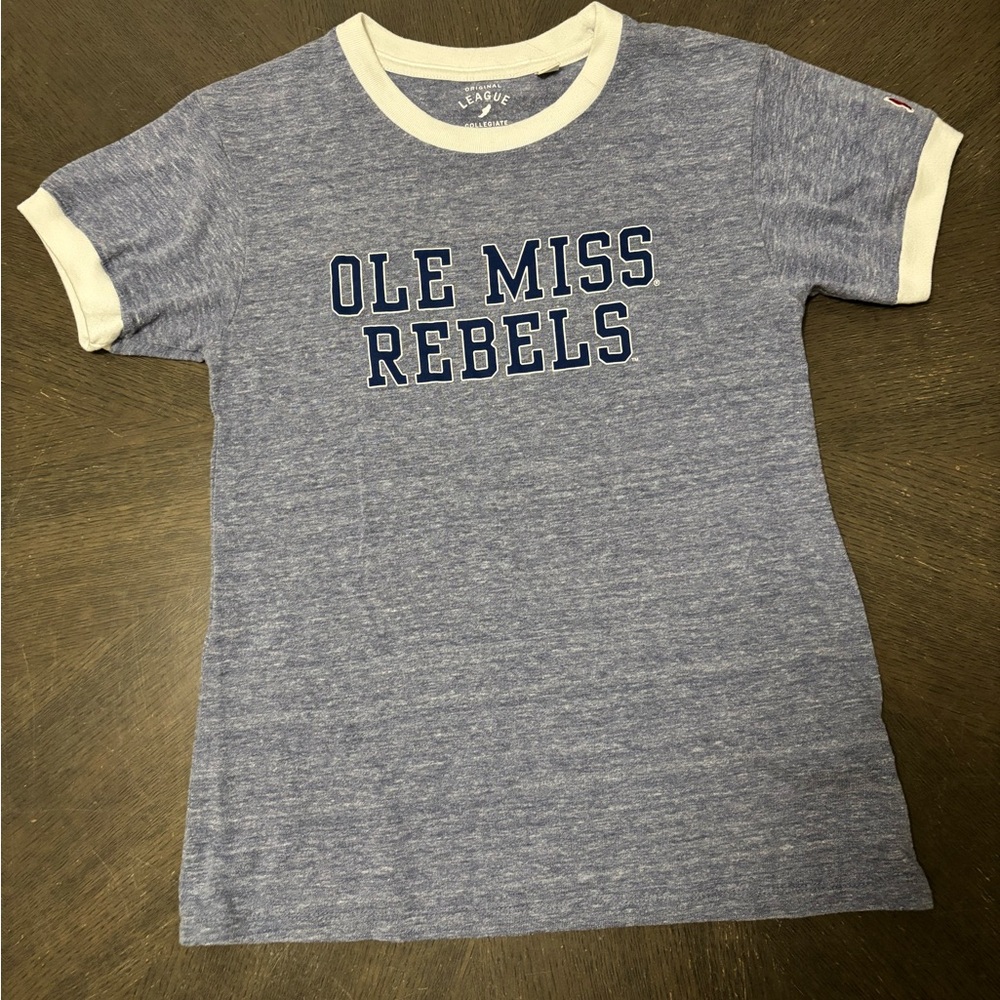 Ole Miss Rebels tshirt -S